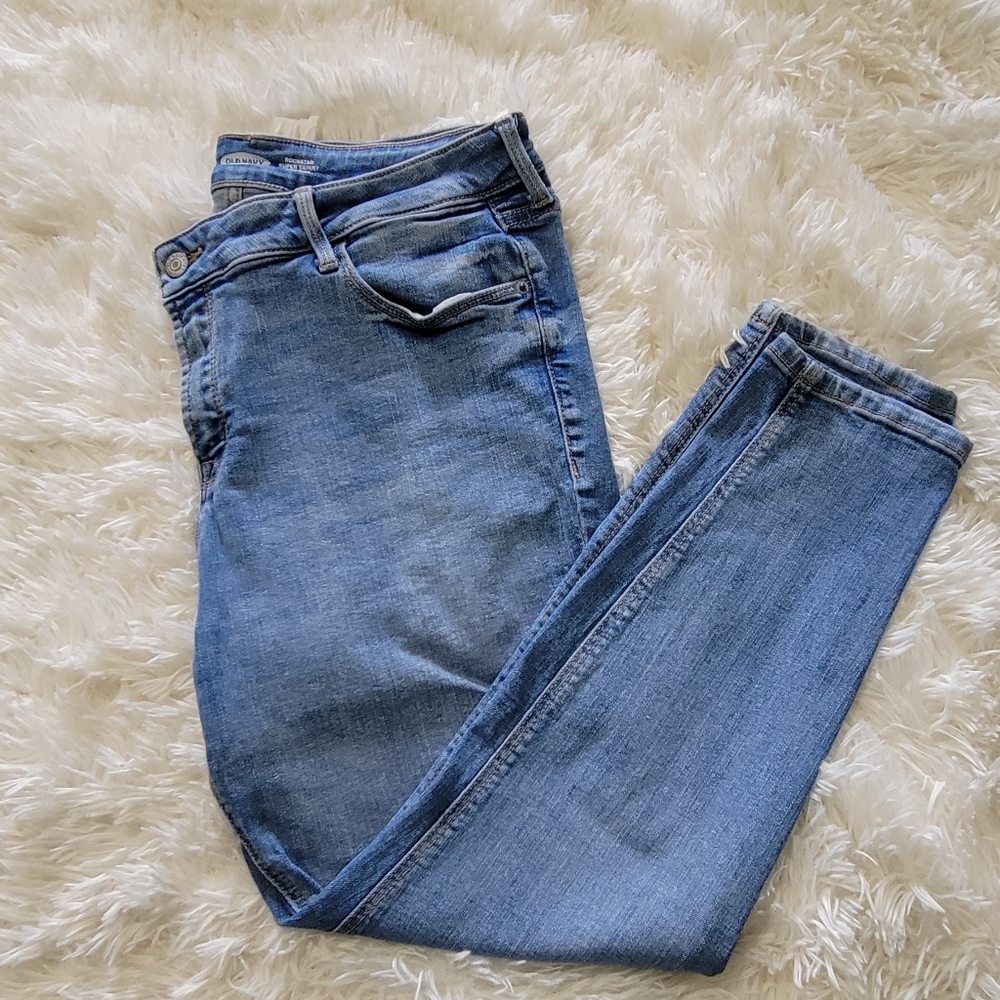Old Navy Rockstar Super Skinny pants, mid-rise, size 14, light wash